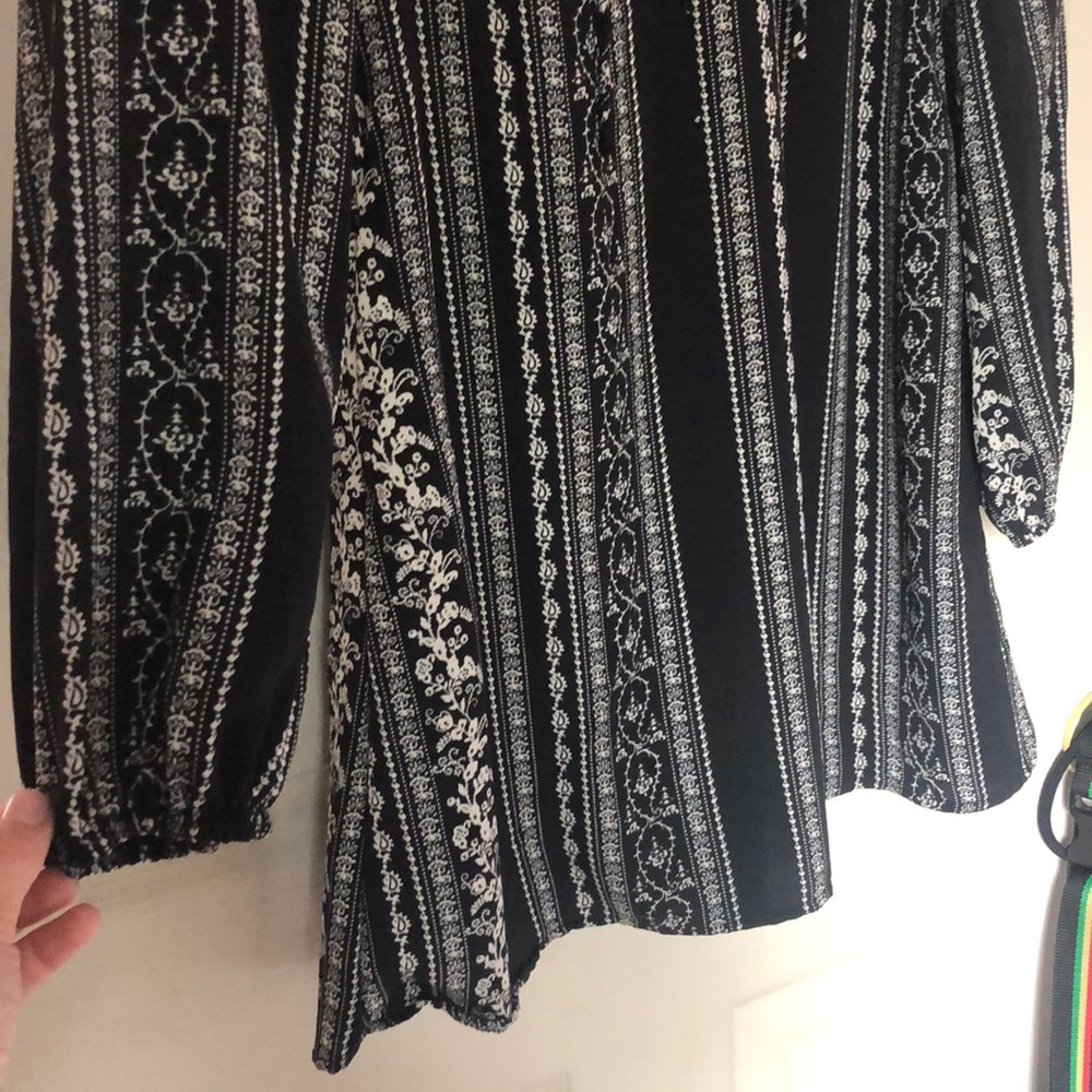 Dress - Picture 3 of 5